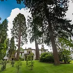 Macdonald Norwood Hall Hotel